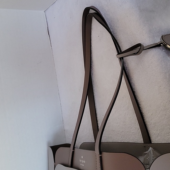 Kate Spade New York Magnolia Street medium double pocket tote - Picture 11 of 16